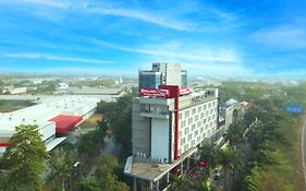 Bigland Hotel & Convention Sentul